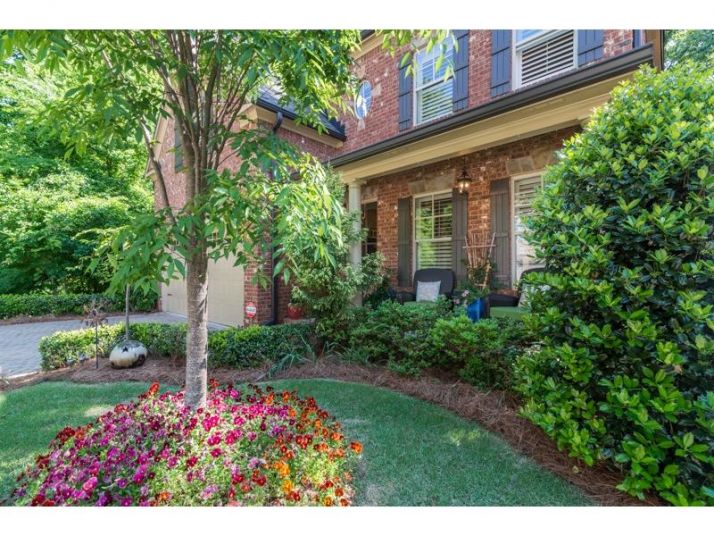 5586 Julian Place Ne, Atlanta, GA 30342