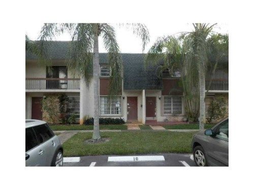 5293 SW 40 AV # 9, Fort Lauderdale, FL 33314