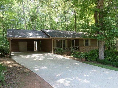 80 Saratoga Drive, Lawrenceville, GA 30044