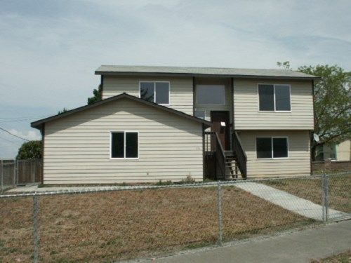 416 E State Ave, Moses Lake, WA 98837