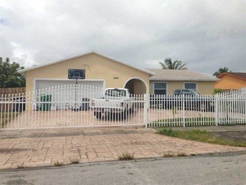 13221 SW 256 TE, Homestead, FL 33032