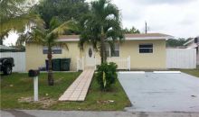 400 SW 9 AV Hallandale, FL 33009