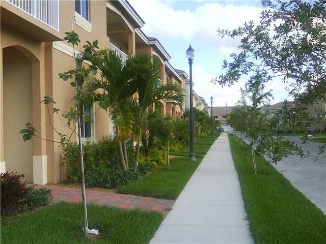 2362 SE 17 TE # 2362, Homestead, FL 33035