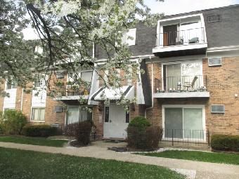 10324 Ridgeland Ave #303, Chicago Ridge, IL 60415