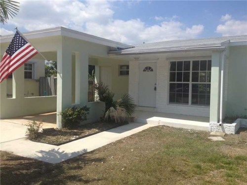 2443 GARFIELD ST, Hollywood, FL 33020