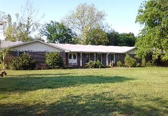 112 Chapman Drive, Lebanon, TN 37087