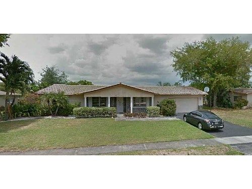 5921 SW 17 ST, Fort Lauderdale, FL 33317