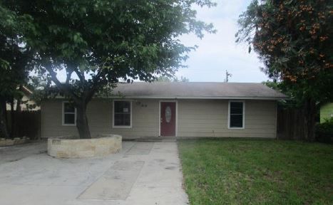 3215 Fairmeadows St, San Antonio, TX 78211