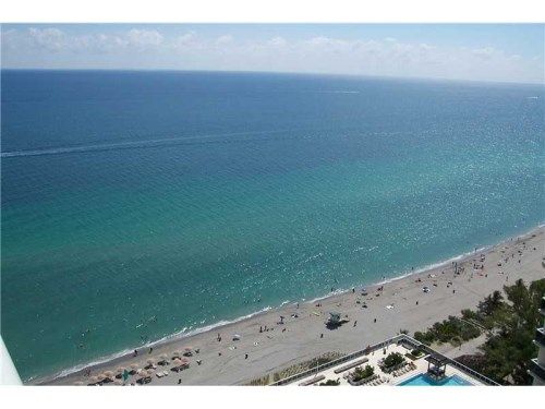 1830 OCEAN DR # 2806, Hallandale, FL 33009