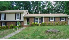 492 Little John Drive Nw Lilburn, GA 30047