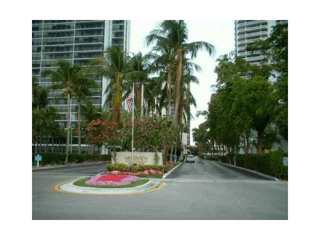 20505 E Country Club Dr # 1039, Miami, FL 33180