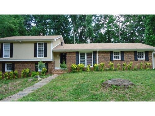 492 Little John Drive Nw, Lilburn, GA 30047