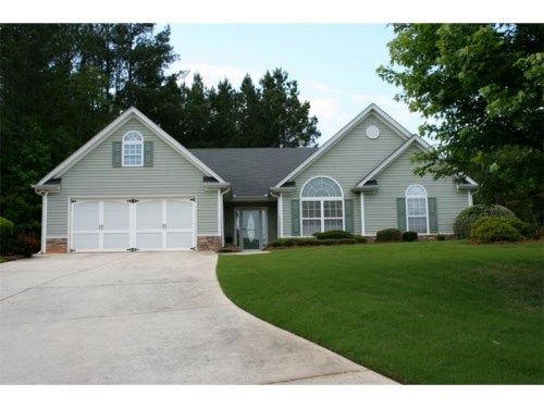 64 Dellinger Place, Dallas, GA 30132