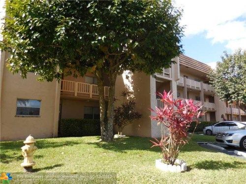 9681 SUNRISE LAKES BL # 101, Fort Lauderdale, FL 33322