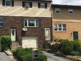 1711 Barrett Dr, Bethlehem, PA 18017