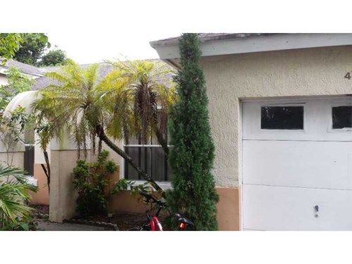 4351 SW 72 WY, Fort Lauderdale, FL 33314