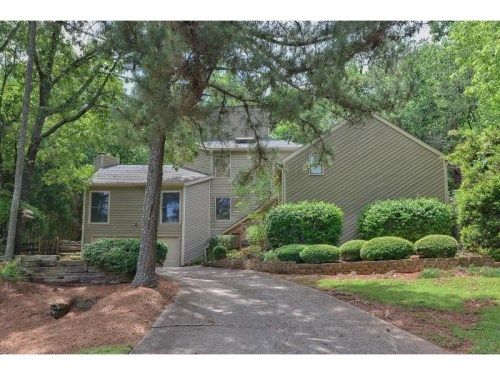 40 Fairway Ridge Drive, Alpharetta, GA 30022