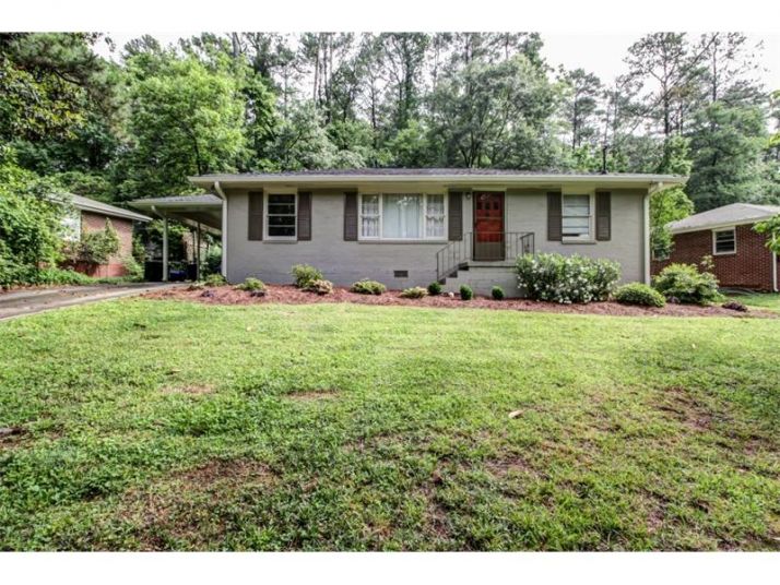 2296 Hunting Valley Drive, Decatur, GA 30033