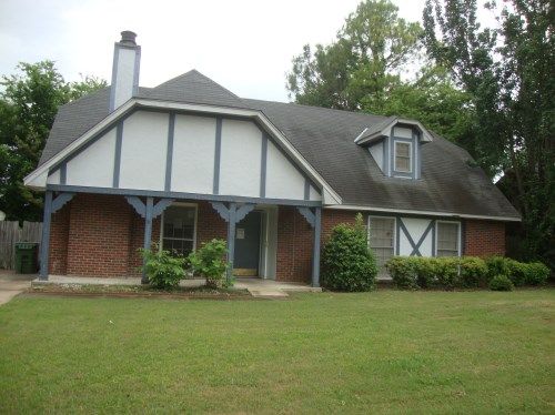 6820 Inverness Road, Montgomery, AL 36116