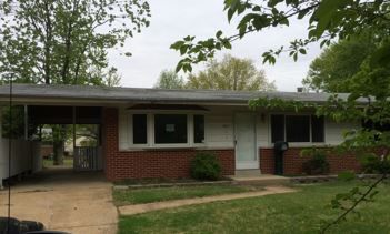 1415 Spring Valley Dr, Florissant, MO 63033