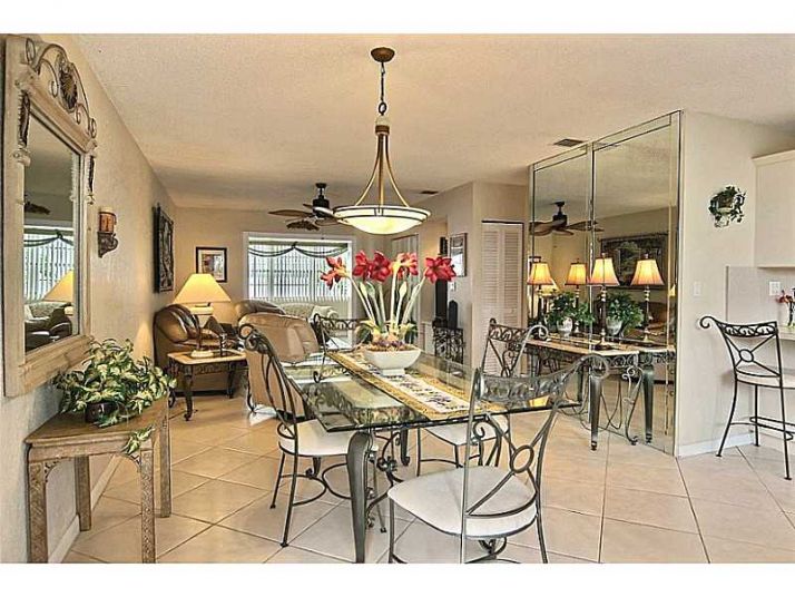 3127 S OCEAN DR # 324, Hallandale, FL 33009