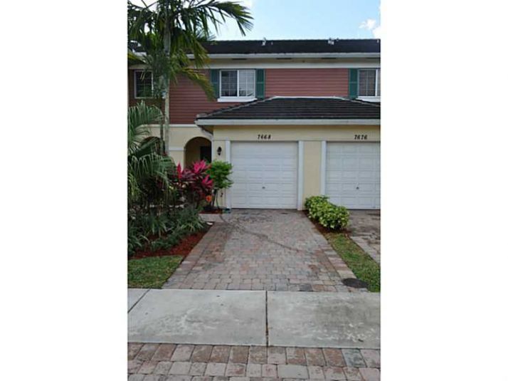 7668 FOXCROFT LN # 7668, Fort Lauderdale, FL 33328