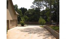 206 Falling Water Way Woodstock, GA 30188