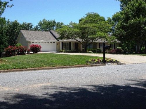 650 Rounsaville Road, Roswell, GA 30076