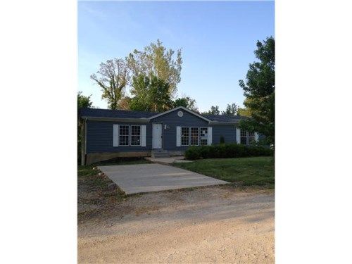 2453 N Dewalt Dr, Festus, MO 63028