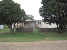 112 Pine St, Fritch, TX 79036