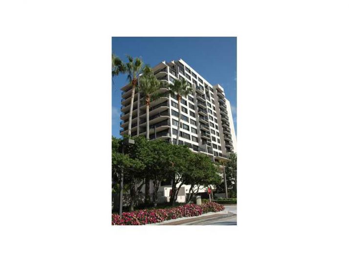 540 BRICKELL KEY DR # 202, Miami, FL 33131