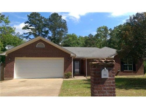 802 Scarlet Oak St, Nacogdoches, TX 75964