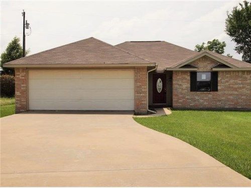 313 Masthead Rd, Mabank, TX 75156