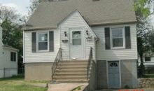 27 White Rose Ave Waterbury, CT 06708