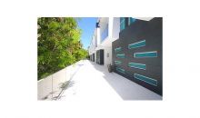 2110 BRICKELL AVE # 1 Miami, FL 33129