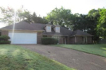 7565 Daniel Riggs Cv, Memphis, TN 38125