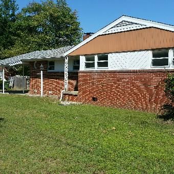 1611 Greate Rd, Gloucester Point, VA 23062