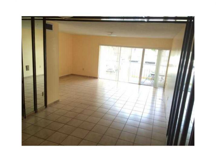 4525 W 20 AV # C129, Hialeah, FL 33012