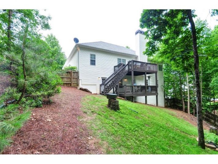 221 Sable Trace Drive, Acworth, GA 30102