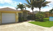 1738 ESSEX LN West Palm Beach, FL 33404