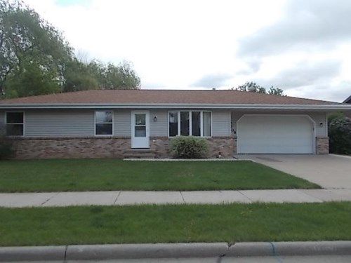 2708 Welhouse Dr, Kaukauna, WI 54130