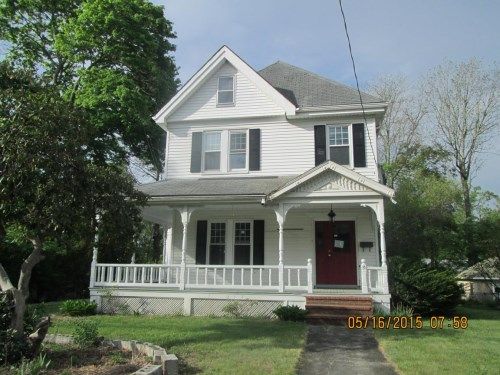 13 E Grove St, Middleboro, MA 02346