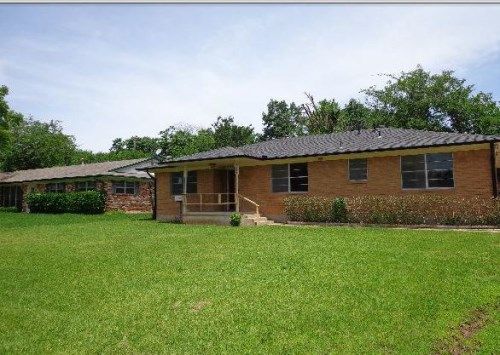 2911 Sidney Drive, Denison, TX 75020