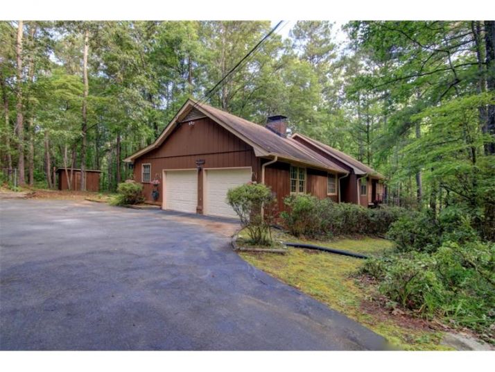 2911 Happy Hollow Drive, Conyers, GA 30094