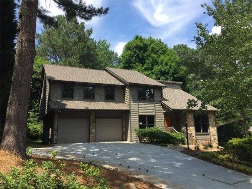 4201 Chimney Lake Drive Ne, Roswell, GA 30075