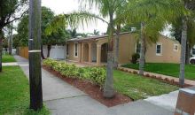 924 NE 6 ST Hallandale, FL 33009