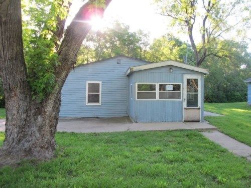 1609 Lawrence Ave, Leavenworth, KS 66048