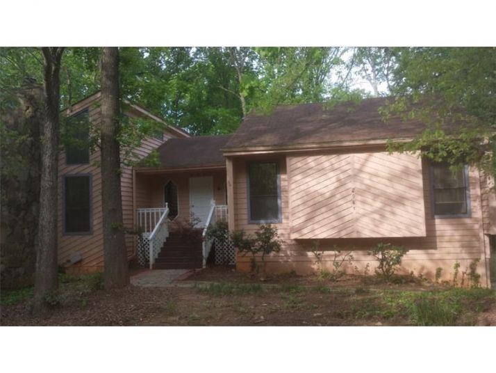 2987 Sanibel Drive, Stone Mountain, GA 30087