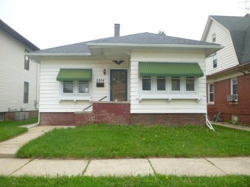 2204 Green St, Racine, WI 53402