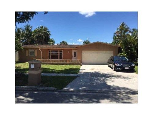 7914 NW 1 ST, Pompano Beach, FL 33063